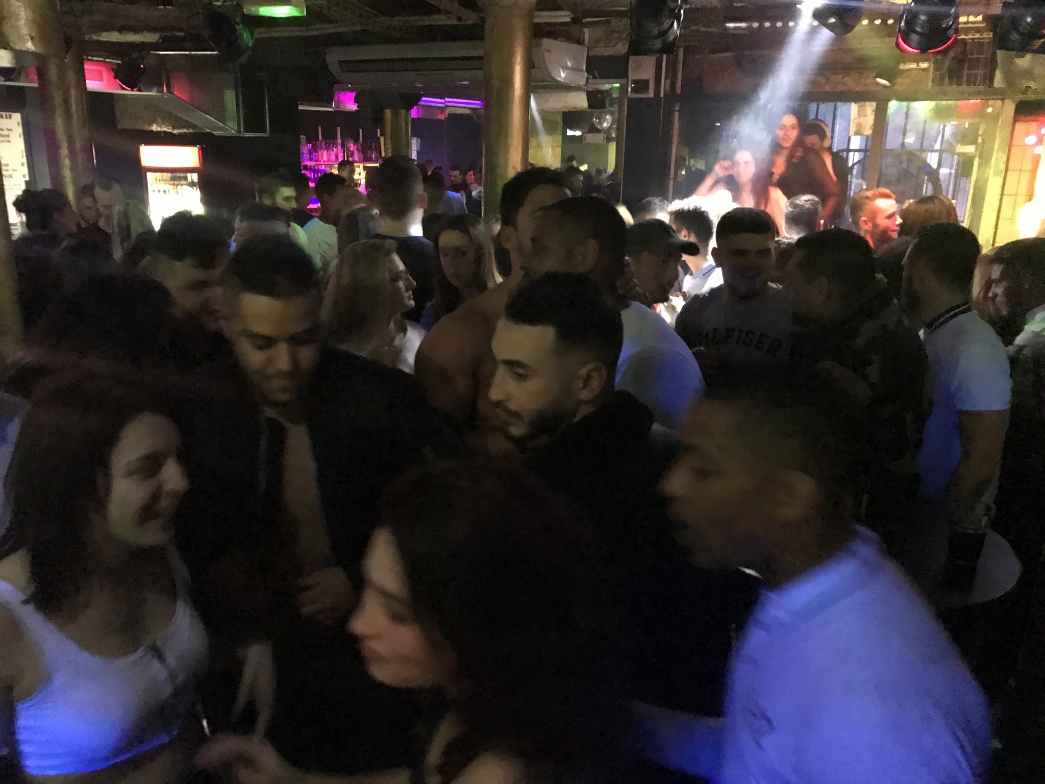 Photo n° 1 de l'avis de Angele.e fait le 04/02/2018 à 22:34