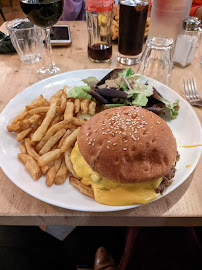 Hamburger du Restaurant français L'Almara à Saint-Priest - n°1