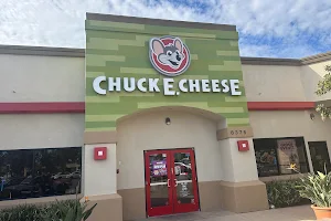 Chuck E. Cheese image