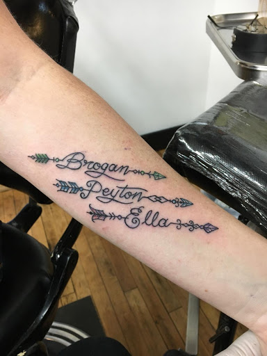 Explore ideas for leg tattoos, creative tattoo ideas in Galesburg, available at Hawks Tattoos