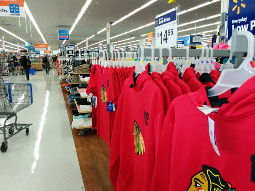 Discount Store «Walmart», reviews and photos, 555 E Townline Rd, Vernon Hills, IL 60061, USA