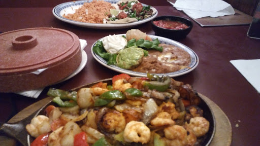 Shopping Mall «La Sierra Plaza Shopping Center», reviews and photos, La Sierra Ave, Riverside, CA 92505, USA