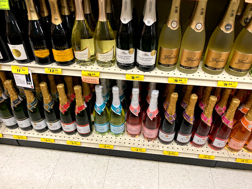 Wine Store «Manchester Wine & Liquors», reviews and photos, 1010 Tolland Turnpike, Manchester, CT 06042, USA