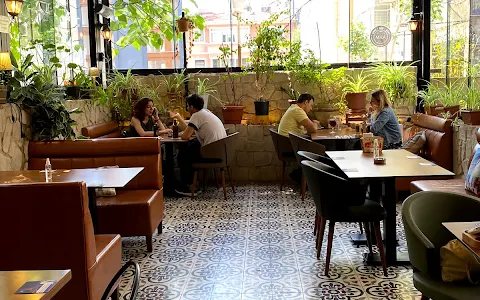 Mila Cafe Bar image