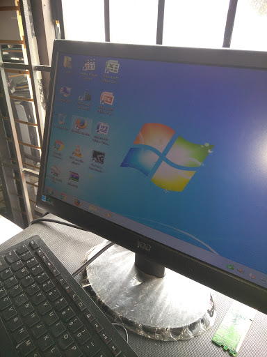 Computer Store «Precision Computer Supply», reviews and photos, 699 NE 167th St, Miami, FL 33162, USA