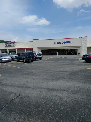 Thrift Store «Goodwill», reviews and photos