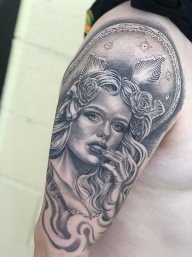 Tattoo Shop «Cyclops Tattoos», reviews and photos, 1406 Fruitvale Blvd, Yakima, WA 98902, USA