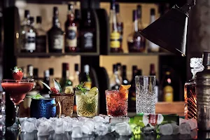 Marlen Carrer Cocktail & Food Bar image