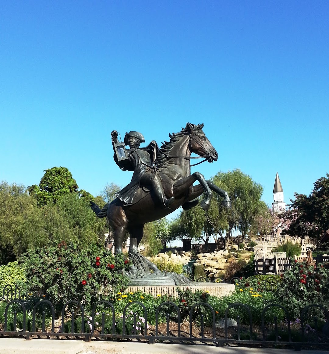 Statue Paul Revere