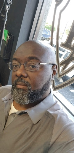 Barber Shop «TwinCutZ Barbershop», reviews and photos, 2314 Del Prado Blvd, Cape Coral, FL 33990, USA