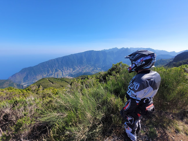 Mountain Gadget - Enduro & Off-Road Dirt Bike Tours in Madeira Island - Santa Cruz
