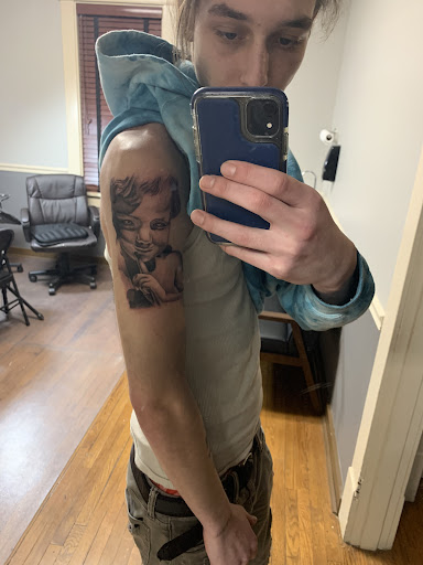 Tattoo Shop «Black Diamond Tattoo Studio», reviews and photos, 1511 Memorial Blvd, Murfreesboro, TN 37129, USA