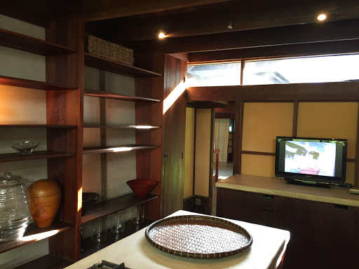 Tourist Attraction «Schindler house and studio», reviews and photos, 833 N Kings Rd, West Hollywood, CA 90069, USA