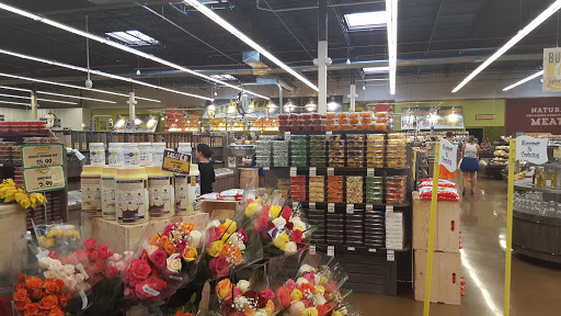 Grocery Store «Fresh Thyme Farmers Market - Omaha», reviews and photos, 14949 Evans Plaza, Omaha, NE 68116, USA