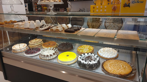 Cafeteria Pastelería Santa Ana en Torre del Mar, Málaga