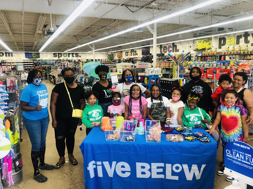 Variety Store «Five Below», reviews and photos, 389 Tarrytown Rd, White Plains, NY 10607, USA