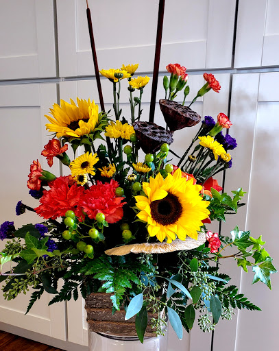 Florist «Mills & Young Florists», reviews and photos, 7122 Dixie Hwy, Louisville, KY 40258, USA