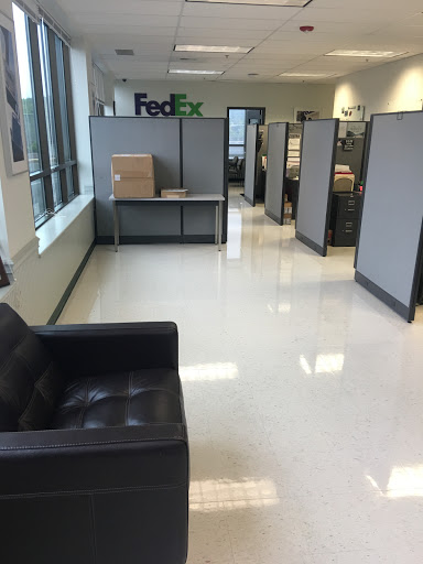 Mailing Service «FedEx Ground», reviews and photos, 18795 NE 73rd St, Redmond, WA 98052, USA