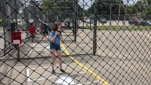 Golf Club «Downview Sports Center», reviews and photos