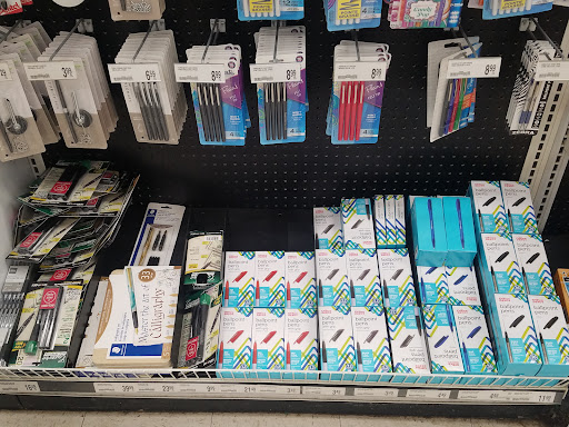 Office Supply Store «Office Depot», reviews and photos, 21110 Greenfield Rd, Oak Park, MI 48237, USA