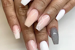 Pinky's Nails 3 image