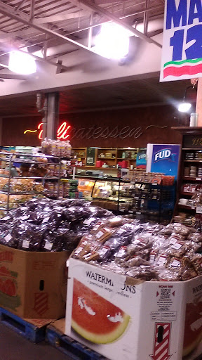Grocery Store «Fresh Market Place», reviews and photos, 2600 N Central Ave, Chicago, IL 60639, USA