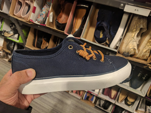 Department Store «Nordstrom Rack Easton Market», reviews and photos, 3736 Easton Market, Columbus, OH 43219, USA