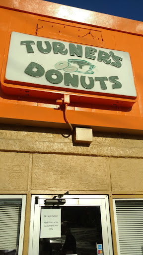 Donut Shop «Turner Donut Shop», reviews and photos, 902 9th Ave W, Bradenton, FL 34205, USA