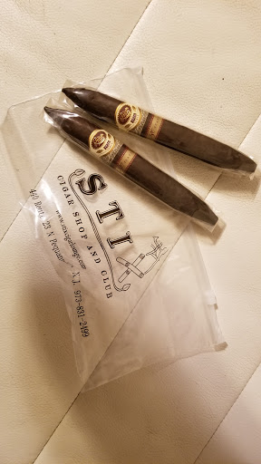 Cigar Shop «Stix Cigar Shop and Lounge», reviews and photos, 440 NJ-23, Pompton Plains, NJ 07444, USA