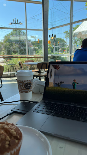 Cafe «Mad Hatter Cafe + Bakeshop», reviews and photos, 1802 W Main St, Durham, NC 27705, USA