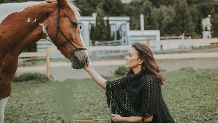 Julia Kishori - Pferdegestützte Coachings & Online-Ausbildungen