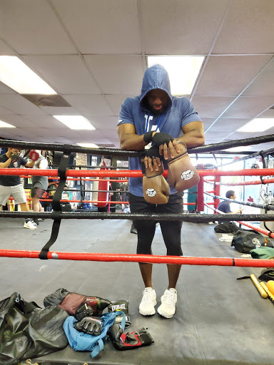 Boxing Gym «Silva Boxing-MMA», reviews and photos, 7533 Fallbrook Ave, West Hills, CA 91307, USA