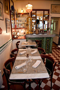 Photos du propriétaire du Restaurant français Le P'tit Troquet à Paris - n°1