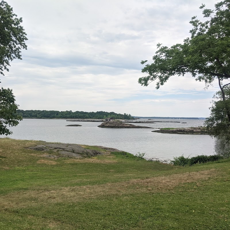 Glen Island Park