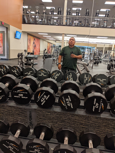 Gym «LA Fitness», reviews and photos, 1611 S Robert St, West St Paul, MN 55118, USA