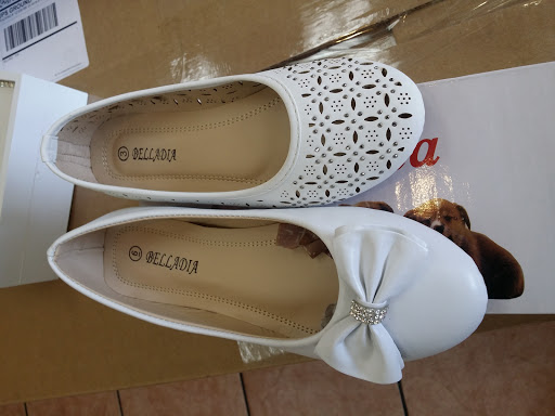 Sporting Goods Store «Big 5 Sporting Goods - Van Nuys», reviews and photos, 7250 Van Nuys Blvd, Van Nuys, CA 91405, USA