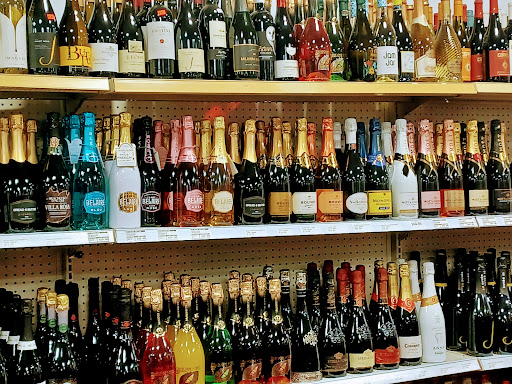 Liquor Store «Honey Creek Package Store», reviews and photos, 1120 NorTec Dr SE, Conyers, GA 30013, USA