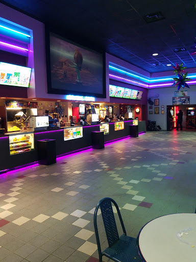 Movie Theater «Atlas Cinemas Diamond Center», reviews and photos, 9555 Diamond Centre Dr, Mentor, OH 44060, USA