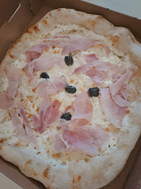 Plats et boissons du Pizzas à emporter Peppino Pizza à Lapte - n°4