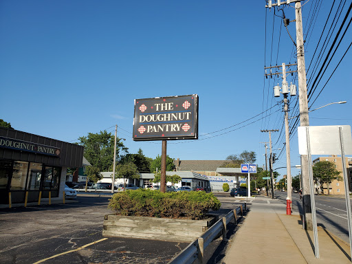 Donut Shop «Doughnut Pantry», reviews and photos, 14600 Madison Ave, Lakewood, OH 44107, USA