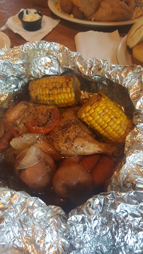 American Restaurant «Cracker Barrel Old Country Store», reviews and photos, 10250 Plaza Americana Dr, Baton Rouge, LA 70816, USA