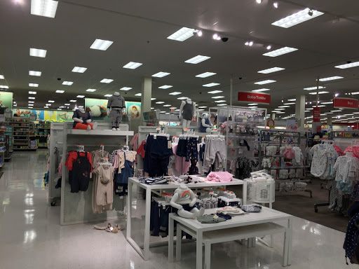 Department Store «Target», reviews and photos, 3500 East-West Hwy #1200, Hyattsville, MD 20782, USA