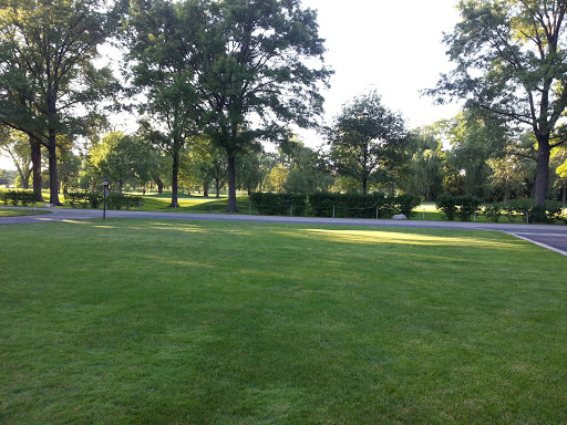 Golf Club «Indian Hill Club», reviews and photos, 1 N Indian Hill Rd, Winnetka, IL 60093, USA
