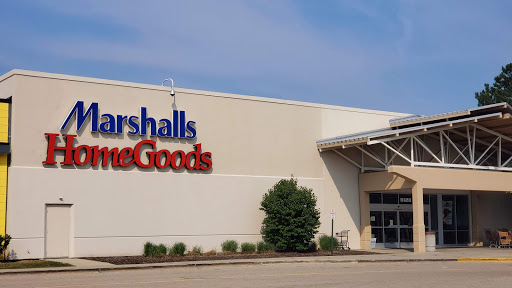 Department Store «Marshalls & HomeGoods», reviews and photos, 6128 Grand Ave, Gurnee, IL 60031, USA