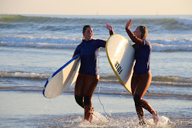 Fish Surf School | Matosinhos Surf Camp