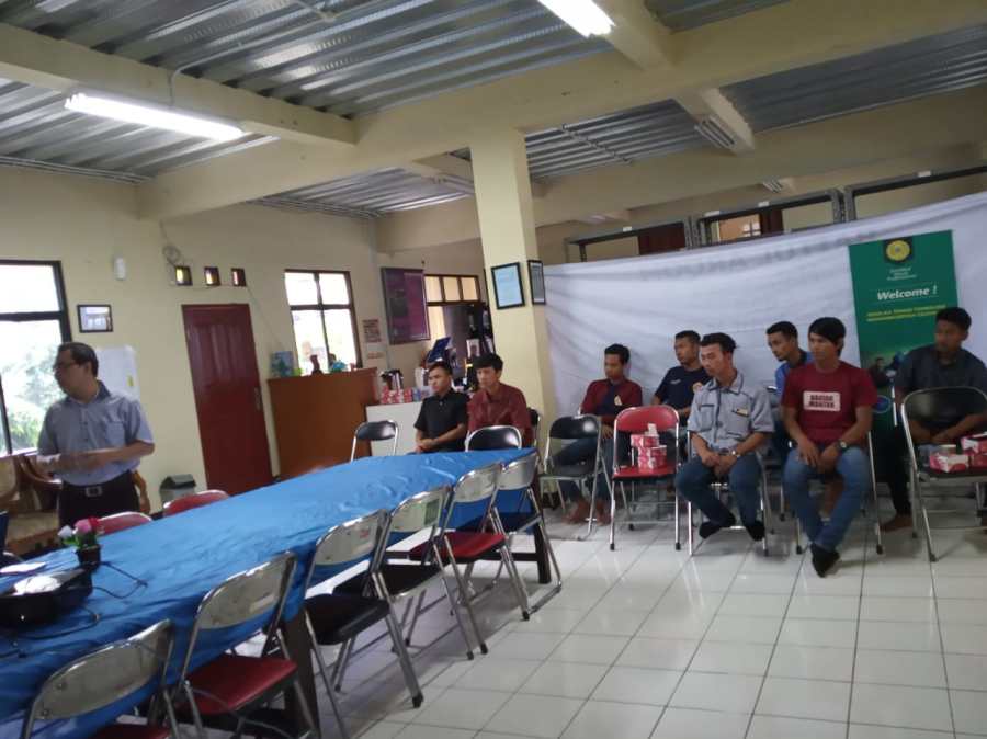 Rumah Baca Pelita Mandiri Seksi Pendidikan dan Pelatihan, Karang Taruna Unit RW.08, Kp. Bojong Kaso, RT.02 RW.08, Ds. Cileungsi Kidul, Kec. Cileungsi, Kab. Bogor