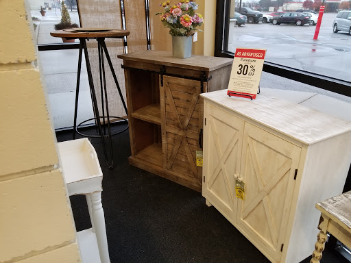 Craft Store «Hobby Lobby», reviews and photos, 44725 Schoenherr Rd, Sterling Heights, MI 48313, USA