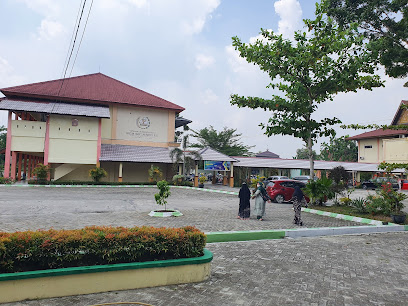 Sekolah Tinggi Ilmu Farmasi Riau