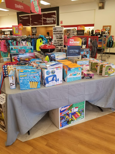 Department Store «T.J. Maxx», reviews and photos, 239 Memorial Ave, West Springfield, MA 01089, USA