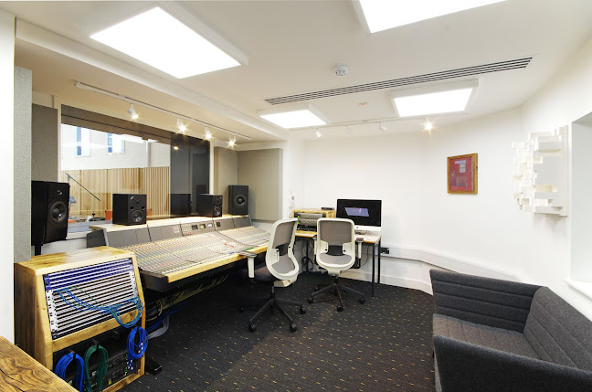 Goldsmiths Music Studios - Music store